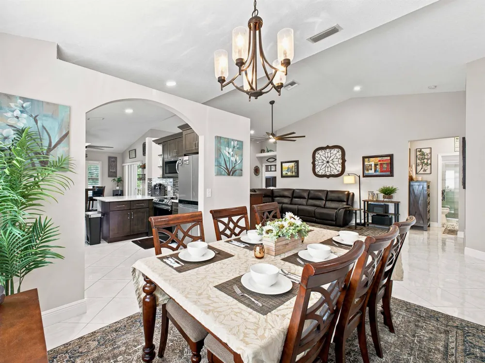 7960 Laina Lane #Unit 3 Boynton Beach, FL 33437