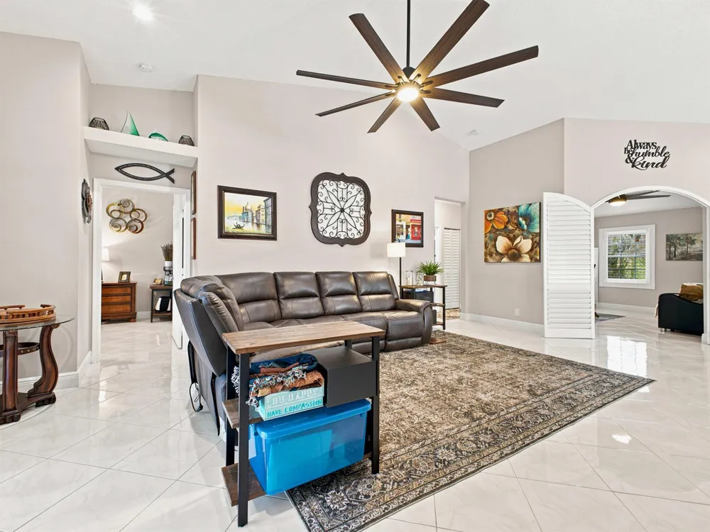 7960 Laina Lane #Unit 3 Boynton Beach, FL 33437