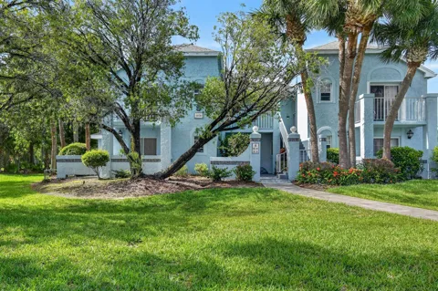 1606 SE Green Acres Circle #S203