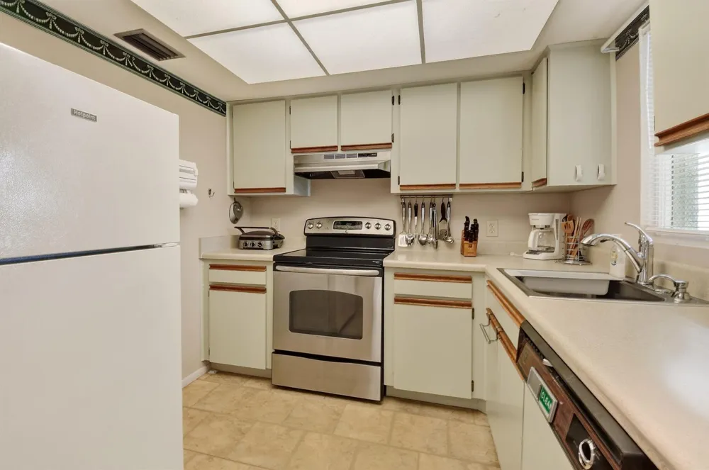 1606 SE Green Acres Circle #S203 Port St. Lucie, FL 34952