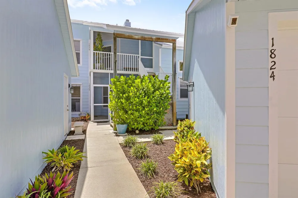 1824 SE Hideaway Circle #1824 Port St. Lucie, FL 34952