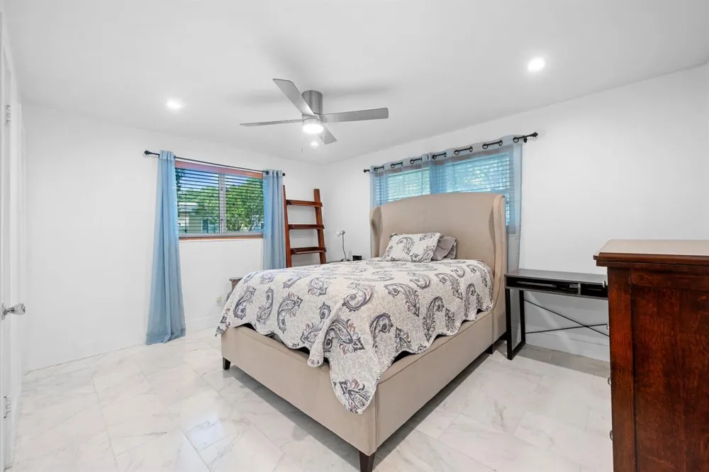 5288 SW 92nd Terrace Cooper City, FL 33328