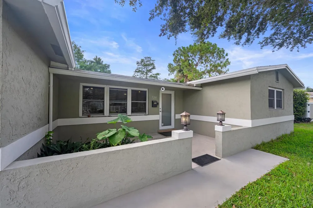 5288 SW 92nd Terrace Cooper City, FL 33328
