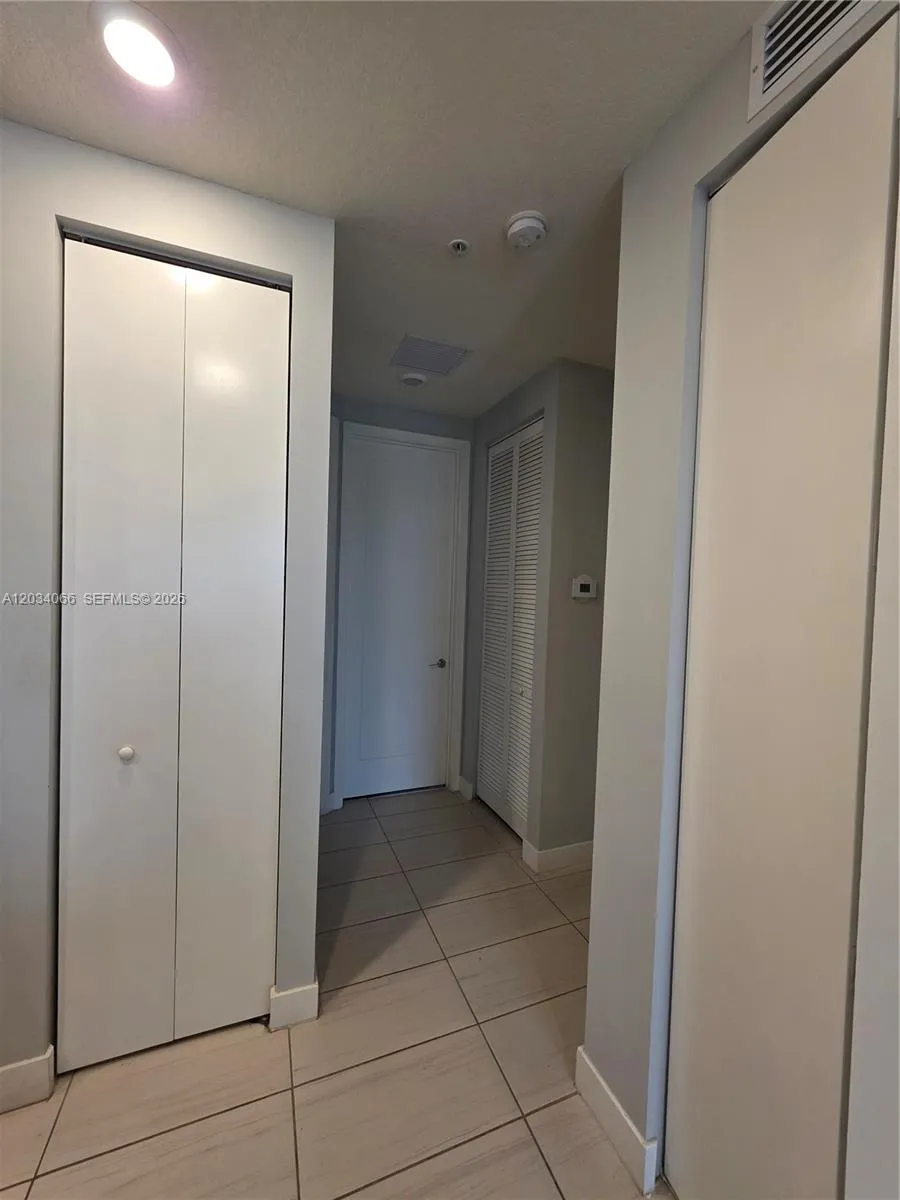 10222 NW 64th Way #302 Doral, FL 33178