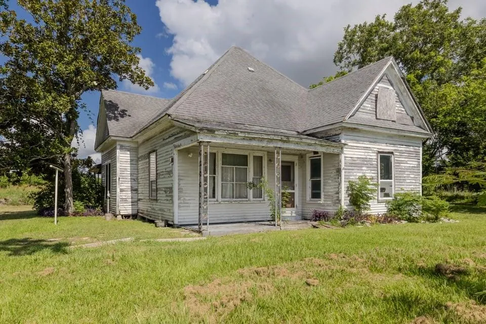 23378 State Highway 35 S Palacios, TX 77465