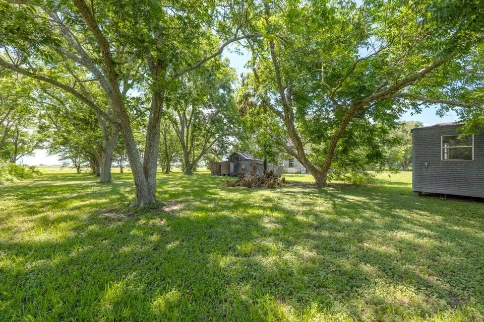 23378 State Highway 35 S Palacios, TX 77465