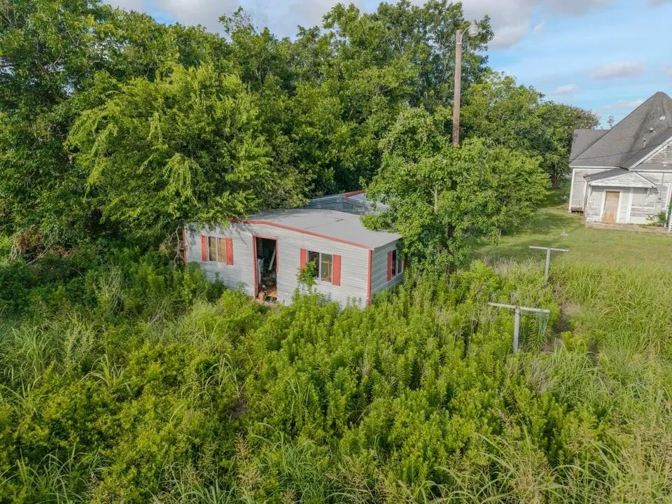 23378 State Highway 35 S Palacios, TX 77465