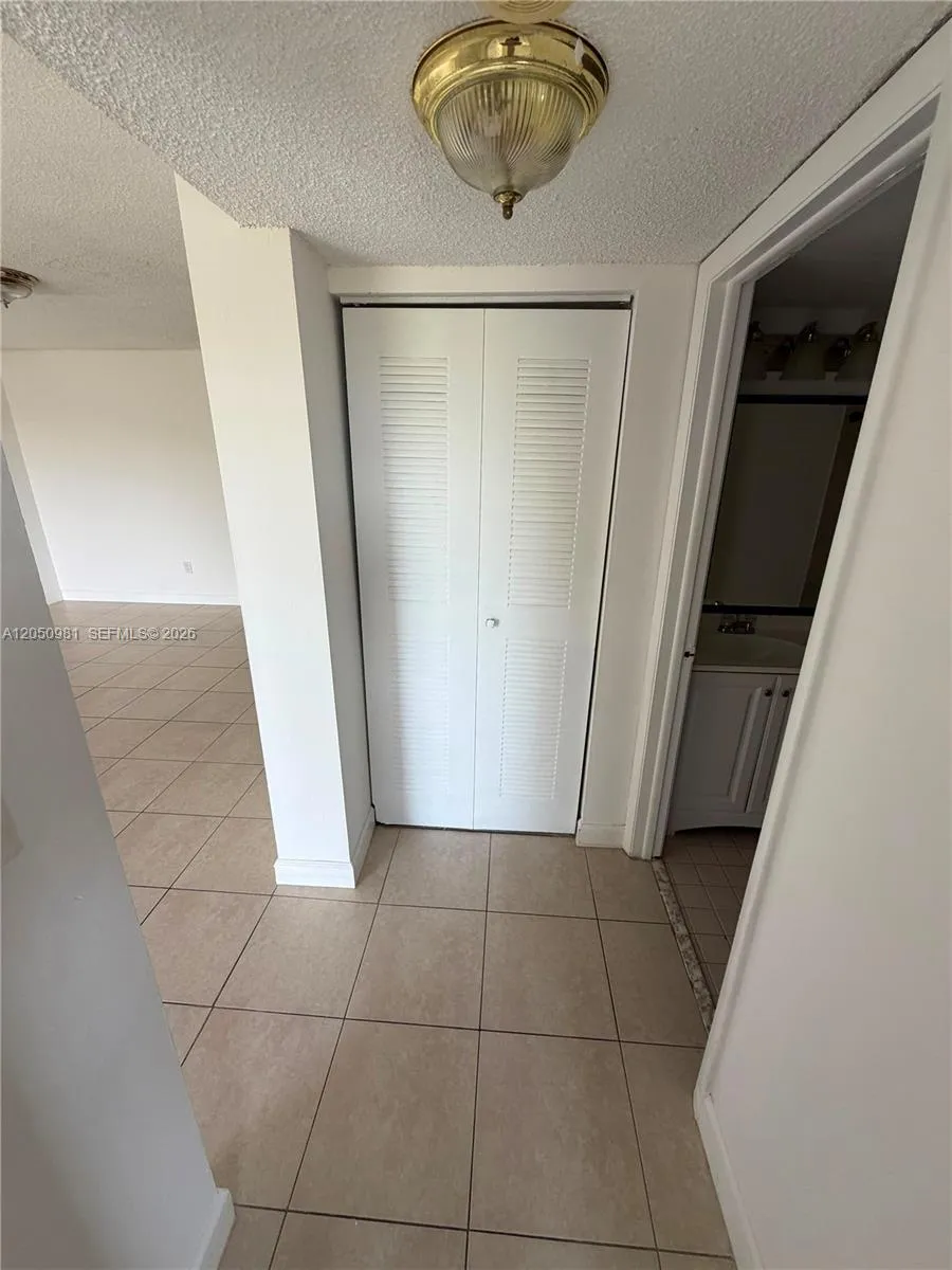 8200 SW 210th St #303 Cutler Bay, FL 33189