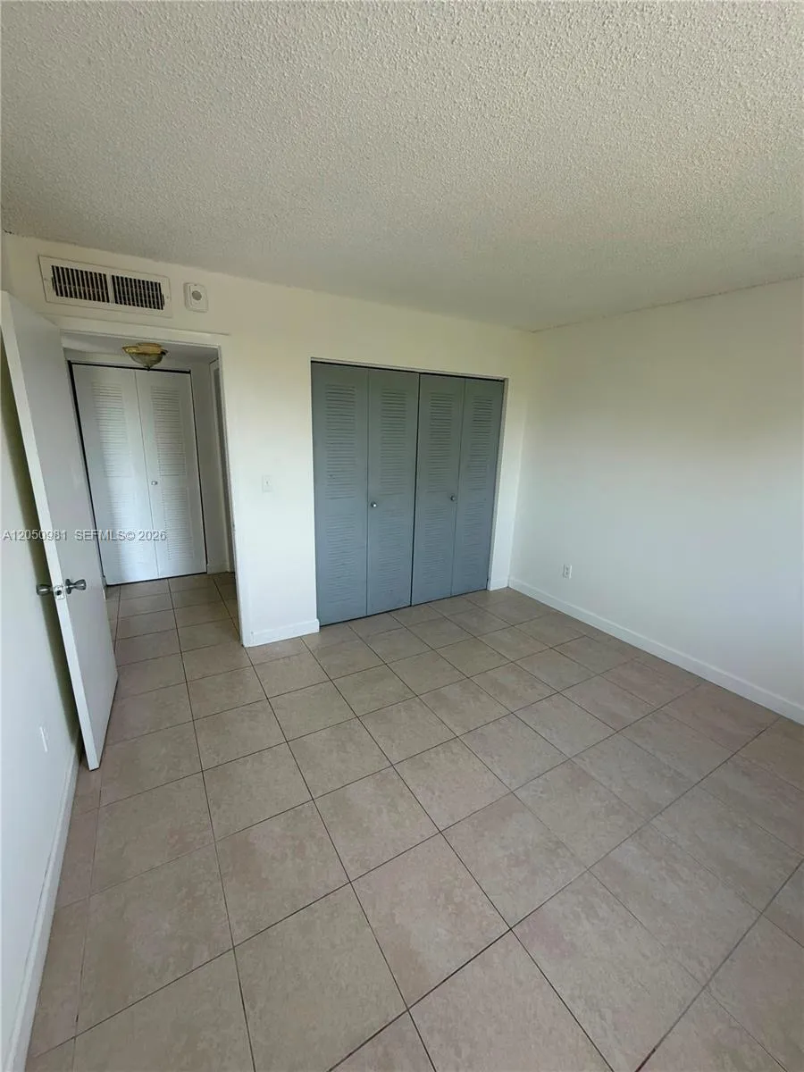 8200 SW 210th St #303 Cutler Bay, FL 33189