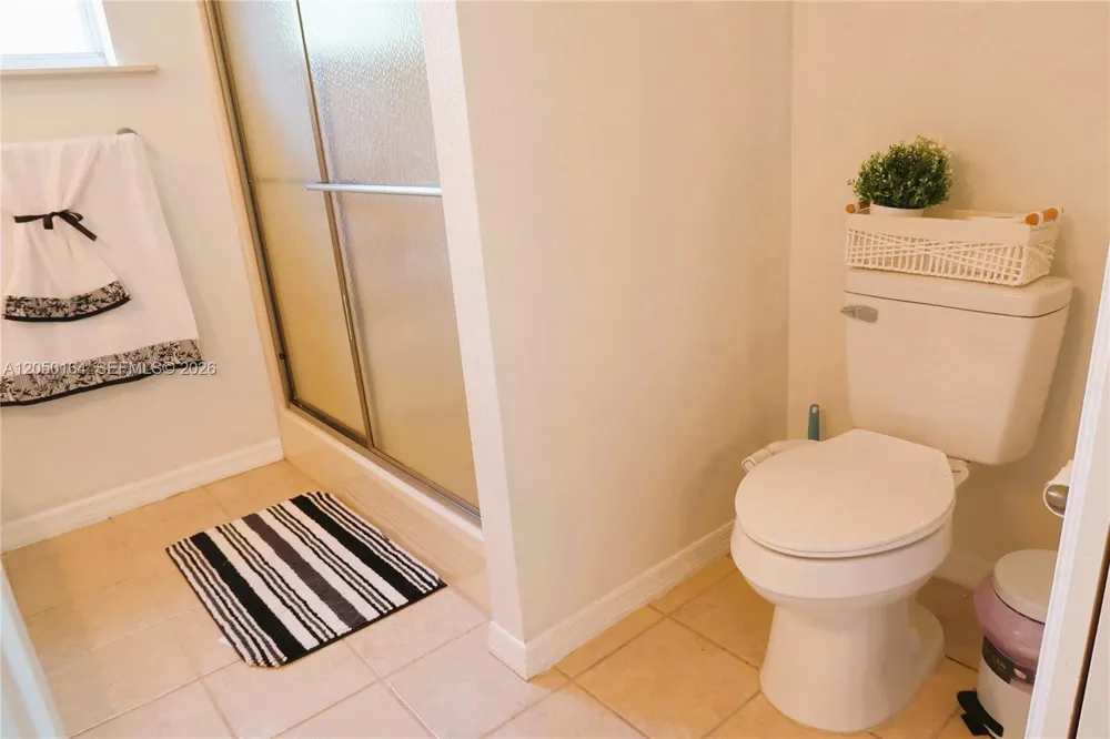 2010 2010 everlast terrace Sebring, FL 33875
