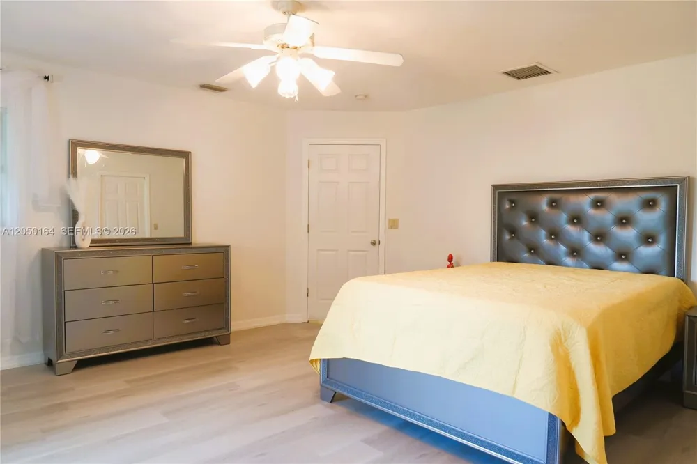 2010 2010 everlast terrace Sebring, FL 33875