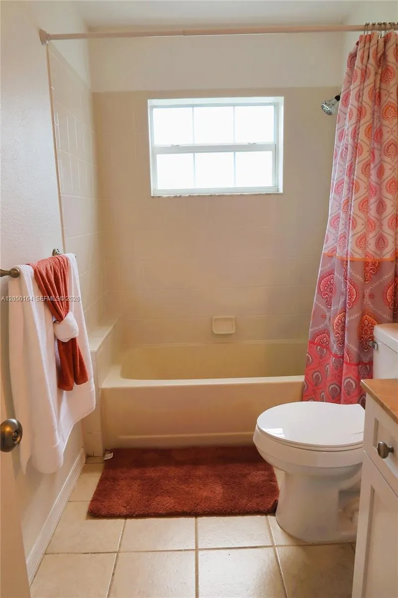 2010 2010 everlast terrace Sebring, FL 33875