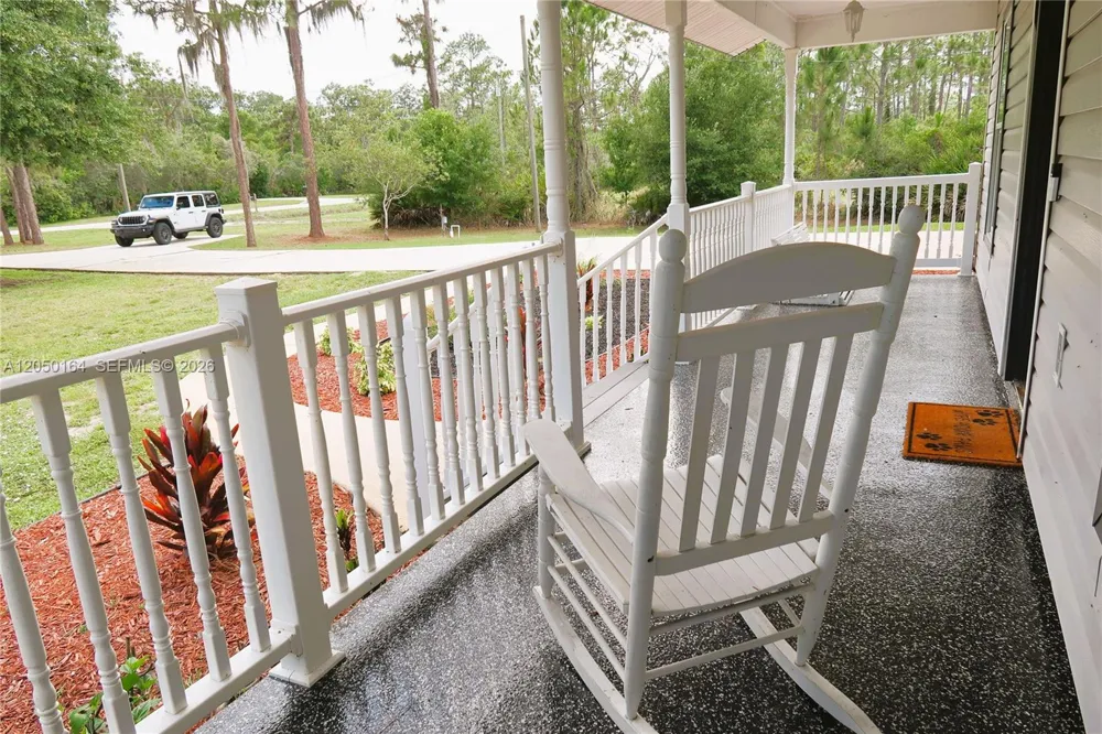 2010 2010 everlast terrace Sebring, FL 33875