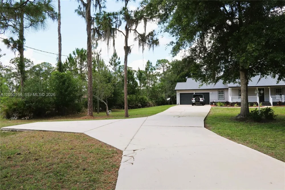 2010 2010 everlast terrace Sebring, FL 33875