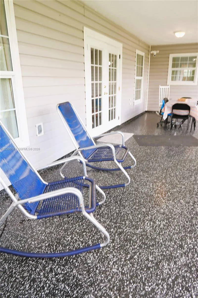 2010 2010 everlast terrace Sebring, FL 33875