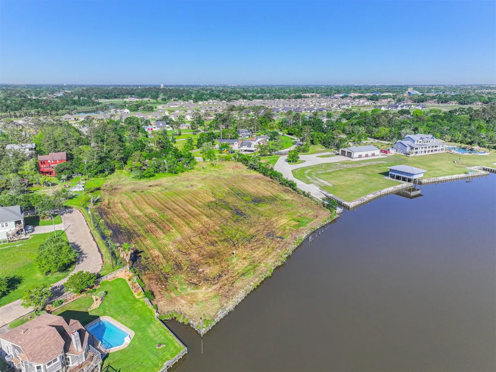 Leonetti Lane Dickinson, TX 77539