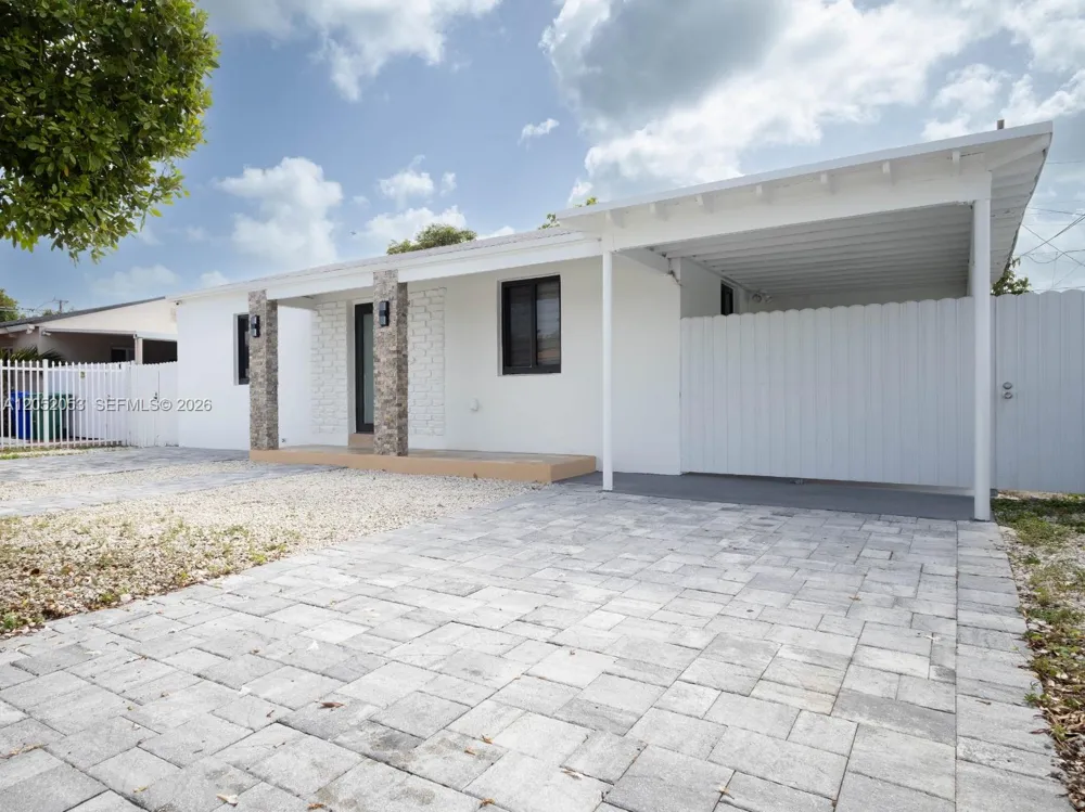 1600 NW 29th Ave Miami, FL 33125