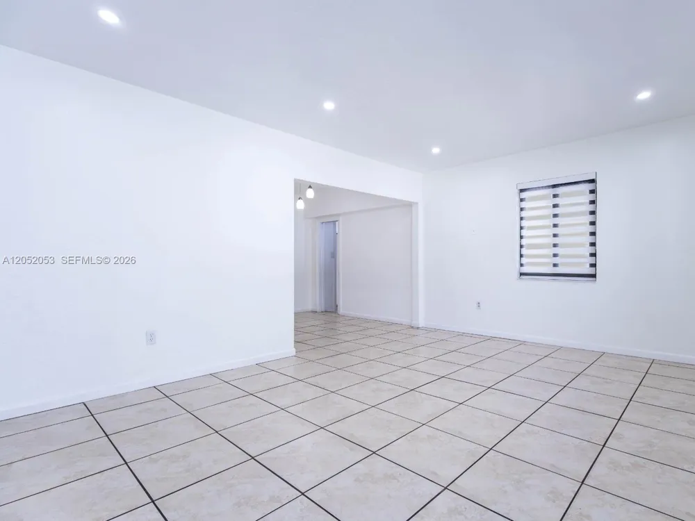 1600 NW 29th Ave Miami, FL 33125