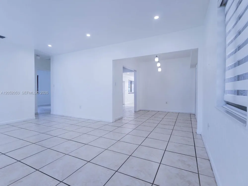 1600 NW 29th Ave Miami, FL 33125