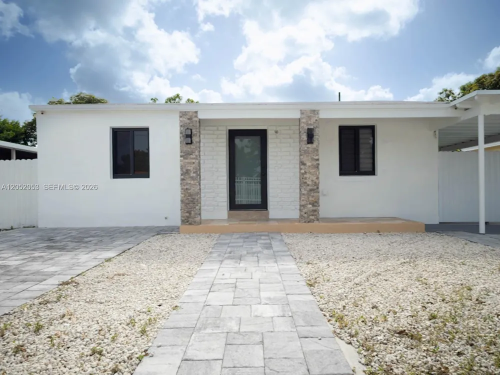 1600 NW 29th Ave Miami, FL 33125