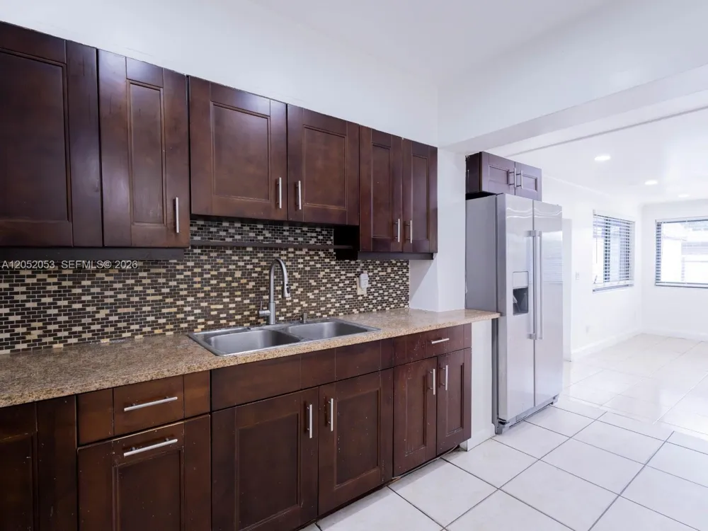 1600 NW 29th Ave Miami, FL 33125