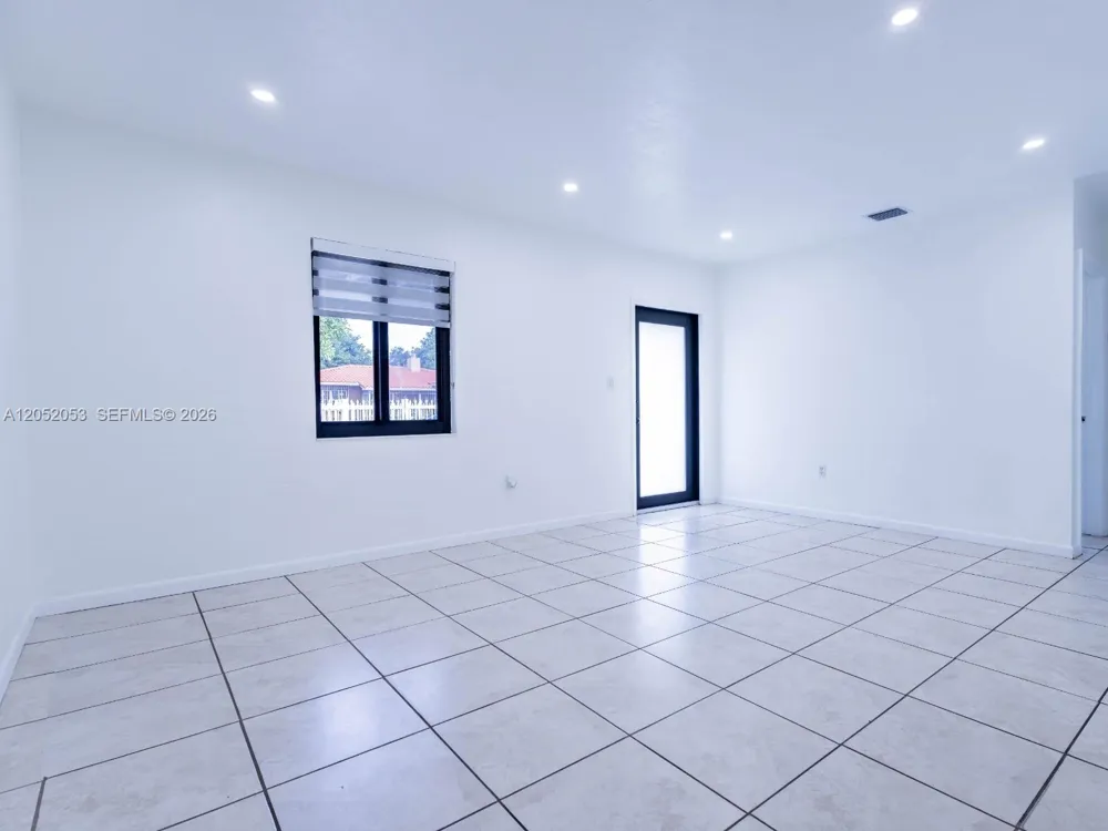 1600 NW 29th Ave Miami, FL 33125