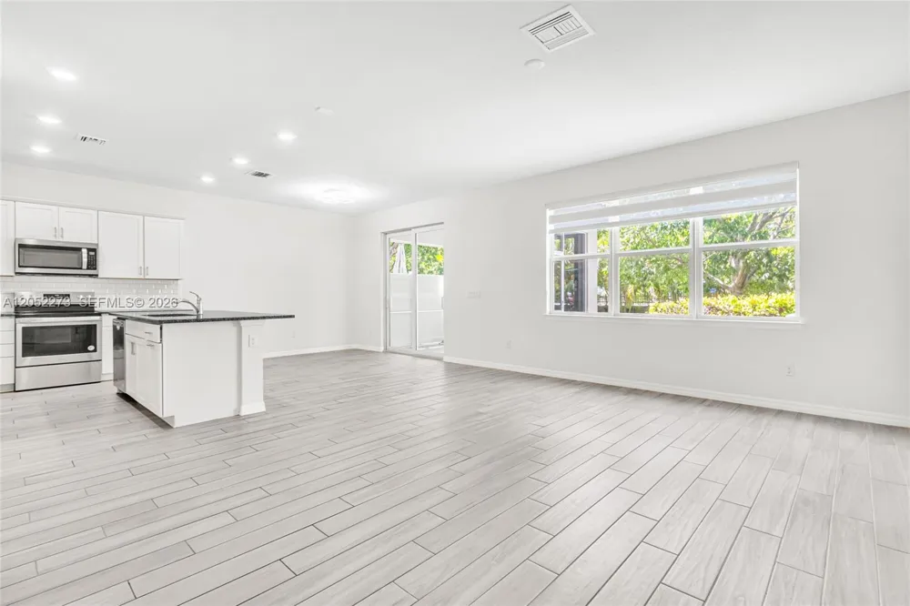 4164 Ficus St Hollywood, FL 33021