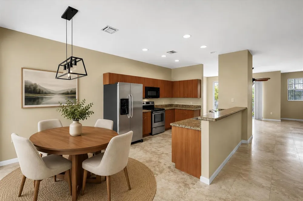 2725 NE 8th Avenue #104 Wilton Manors, FL 33334