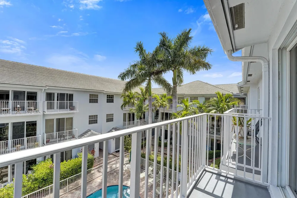 2725 NE 8th Avenue #104 Wilton Manors, FL 33334