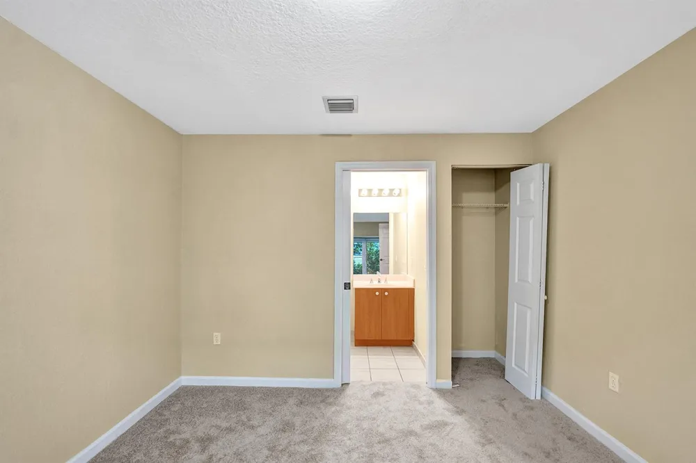 2725 NE 8th Avenue #104 Wilton Manors, FL 33334