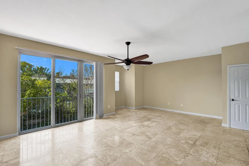 2725 NE 8th Avenue #104 Wilton Manors, FL 33334