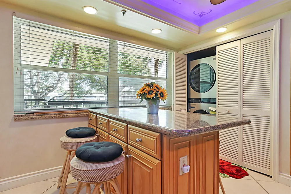 374 Golfview Road #205 North Palm Beach, FL 33408
