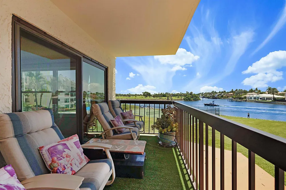 374 Golfview Road #205 North Palm Beach, FL 33408