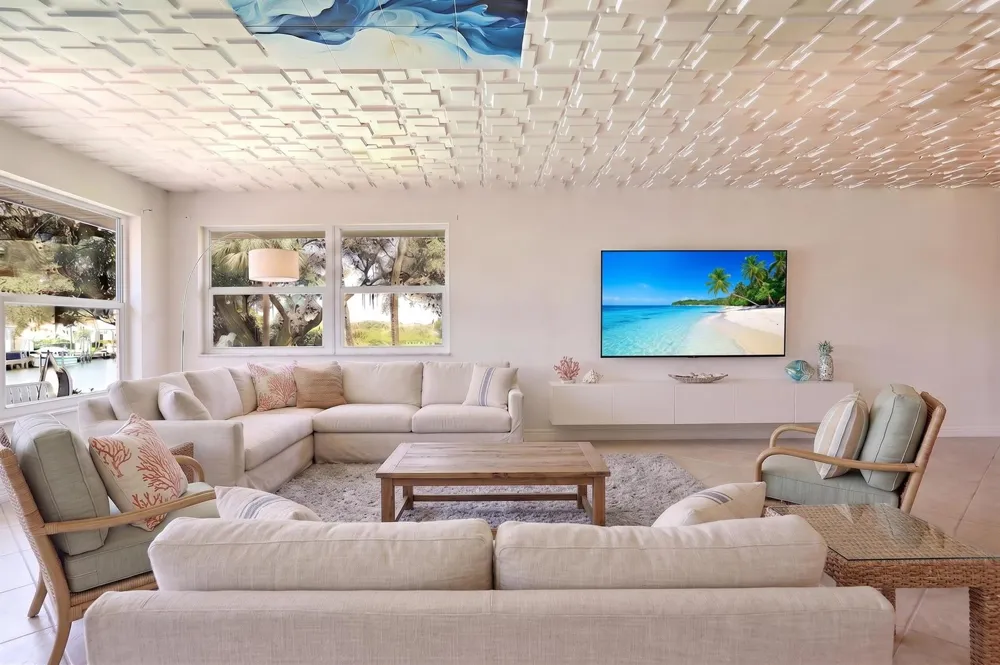 374 Golfview Road #205 North Palm Beach, FL 33408