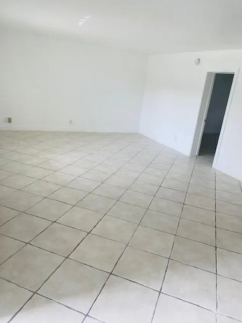 2837 NE 30th Street #2 Fort Lauderdale, FL 33306