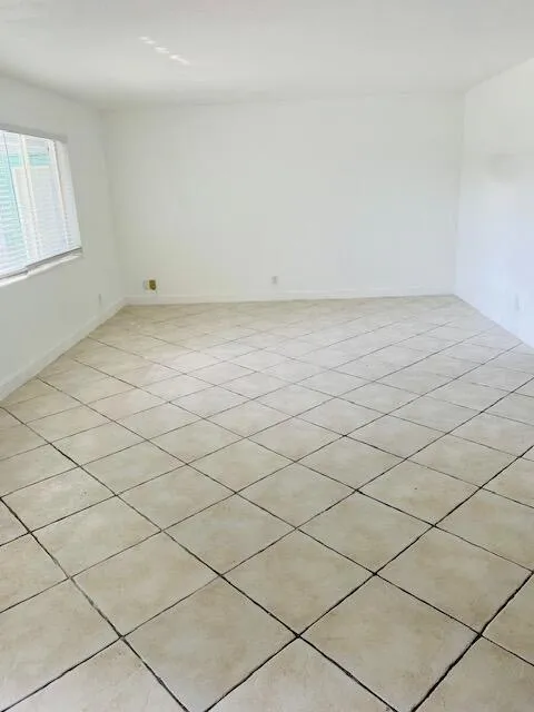2837 NE 30th Street #2 Fort Lauderdale, FL 33306