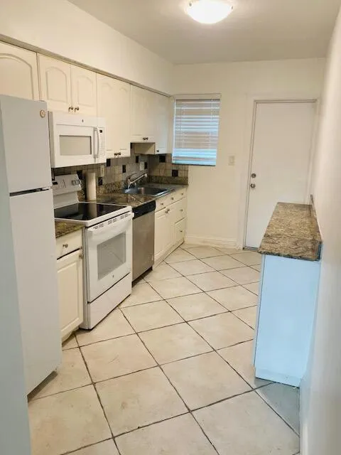 2837 NE 30th Street #2 Fort Lauderdale, FL 33306