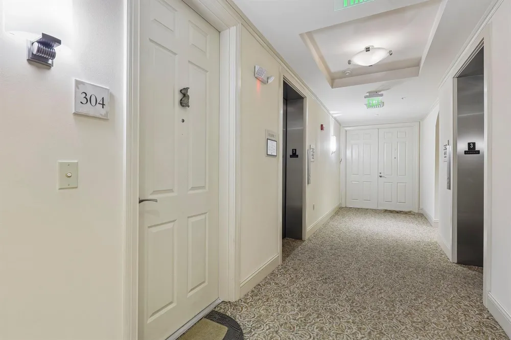 4444 El Mar Drive #3304 Lauderdale By The Sea, FL 33308