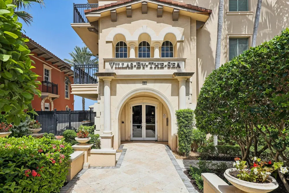4444 El Mar Drive #3304 Lauderdale By The Sea, FL 33308