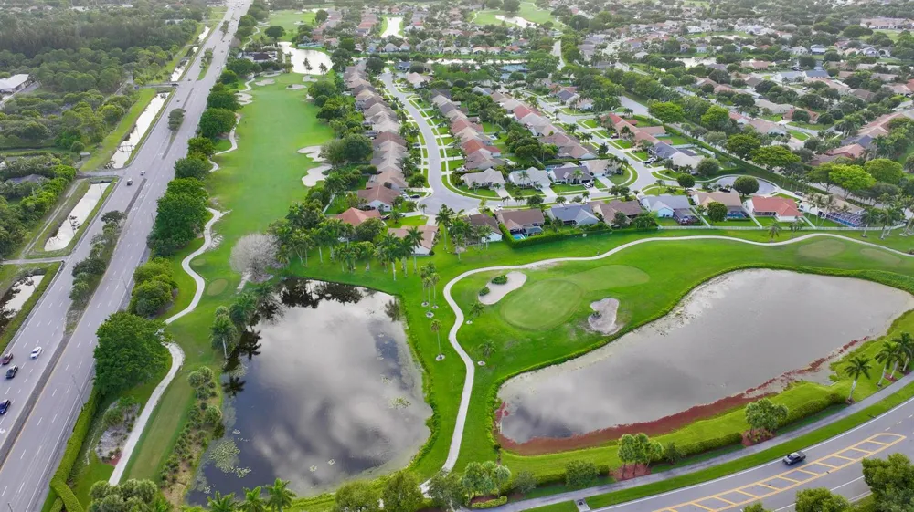 6883 Desert Inn Terrace Lake Worth, FL 33463