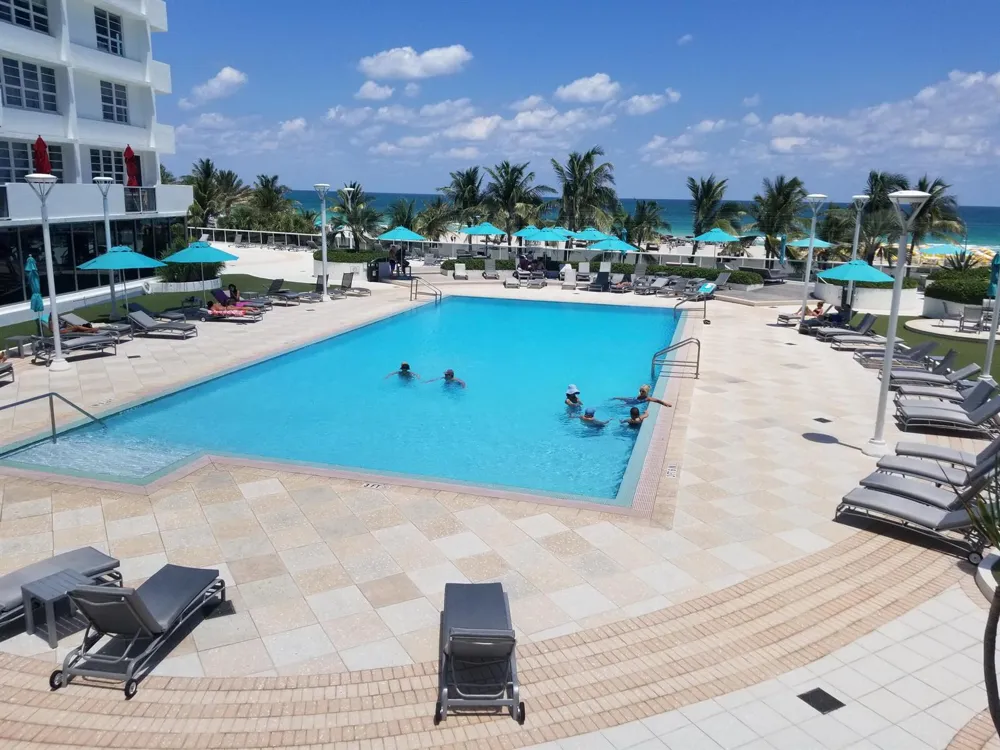 100 Lincoln Road #1524 Miami Beach, FL 33139