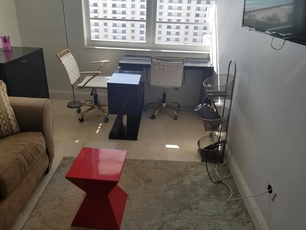 100 Lincoln Road #1524 Miami Beach, FL 33139