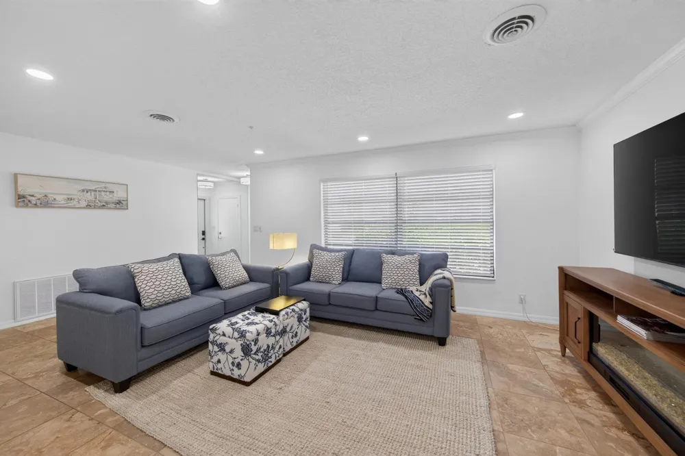 4431 NE 28th Avenue Lighthouse Point, FL 33064