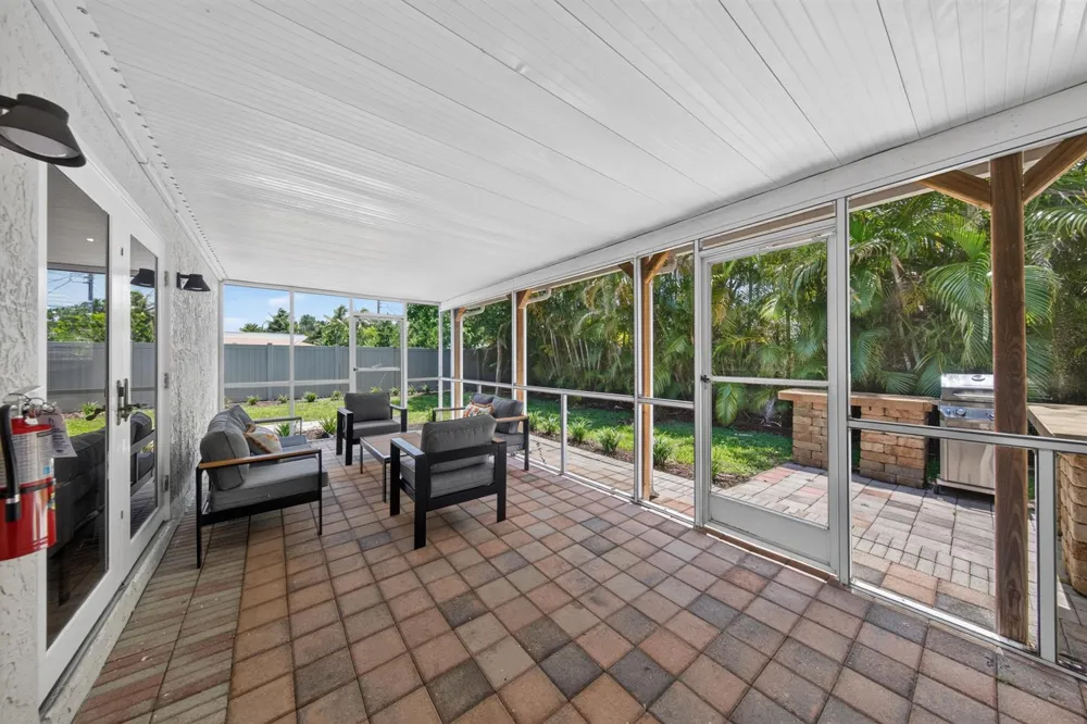 4431 NE 28th Avenue Lighthouse Point, FL 33064