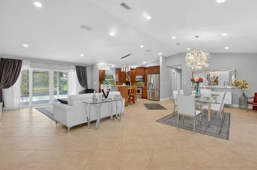 10305 Crosswind Road Boca Raton, FL 33498
