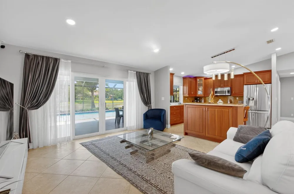 10305 Crosswind Road Boca Raton, FL 33498