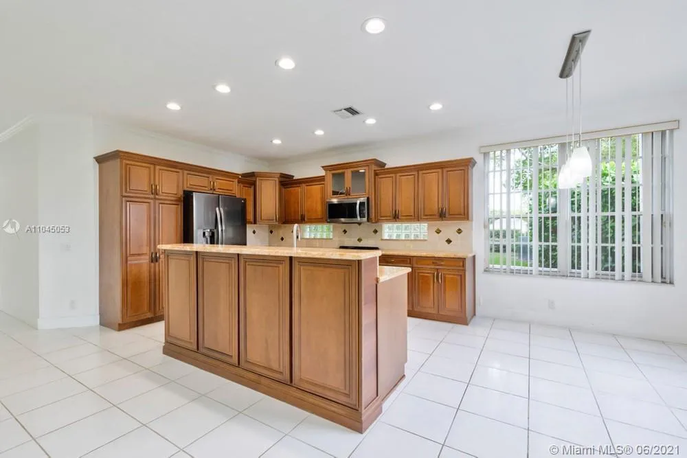 12375 NW 10th Drive #B-1 Coral Springs, FL 33071