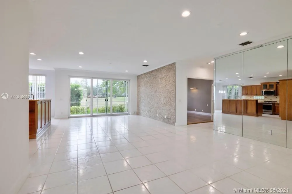 12375 NW 10th Drive #B-1 Coral Springs, FL 33071