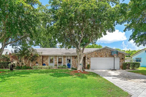 348 Sandpiper Avenue