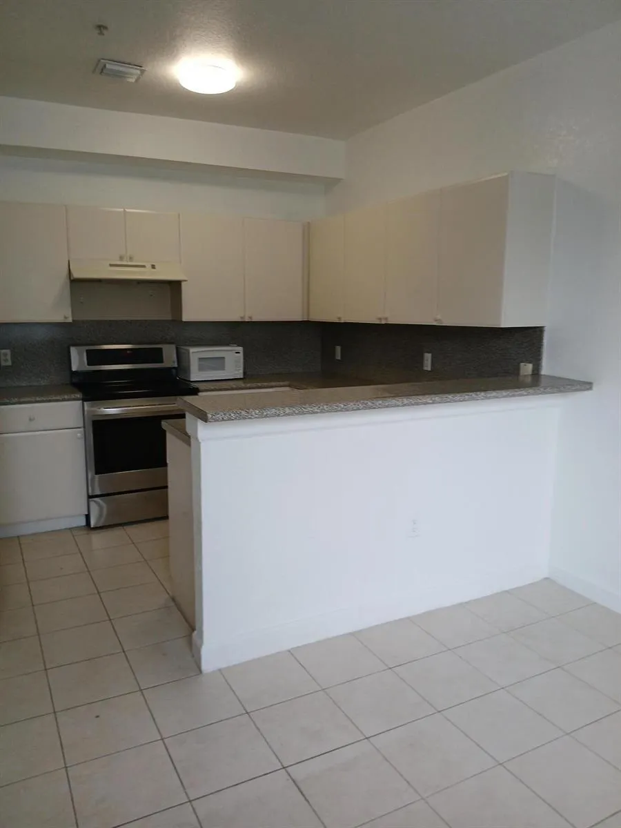 2127 Shoma Drive Royal Palm Beach, FL 33414